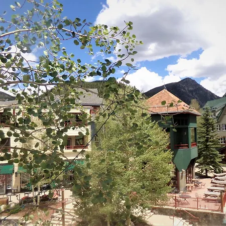 Black Bear 2 Bed 2 Bath Bbcs